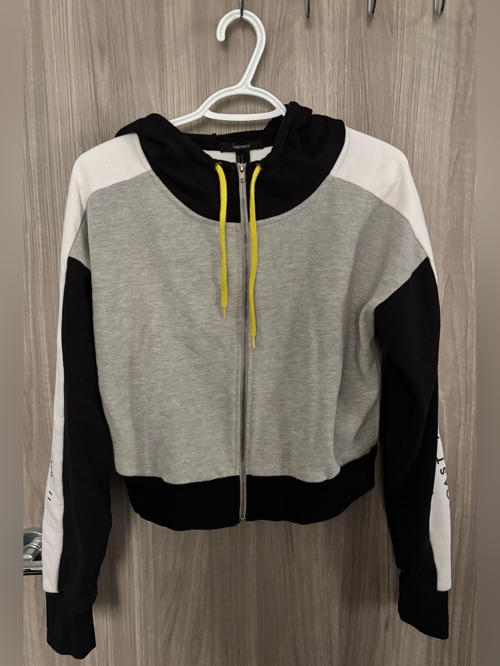 Forever21 zip up hoodie
